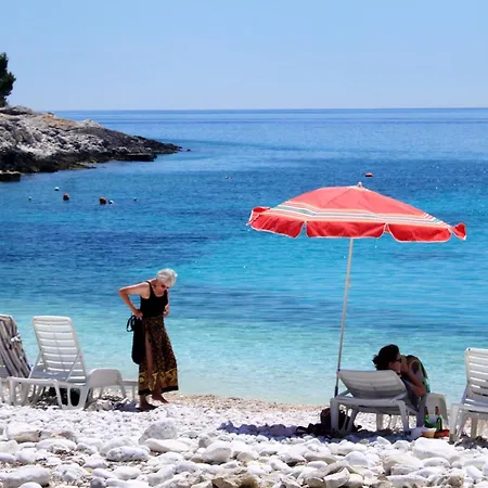 Διαμέρισμα With A Parking Space Hvar - 8769