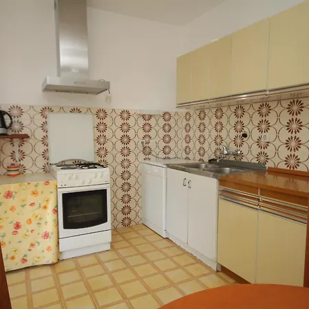 With A Parking Space Hvar - 8769 Apartment Hvar Town